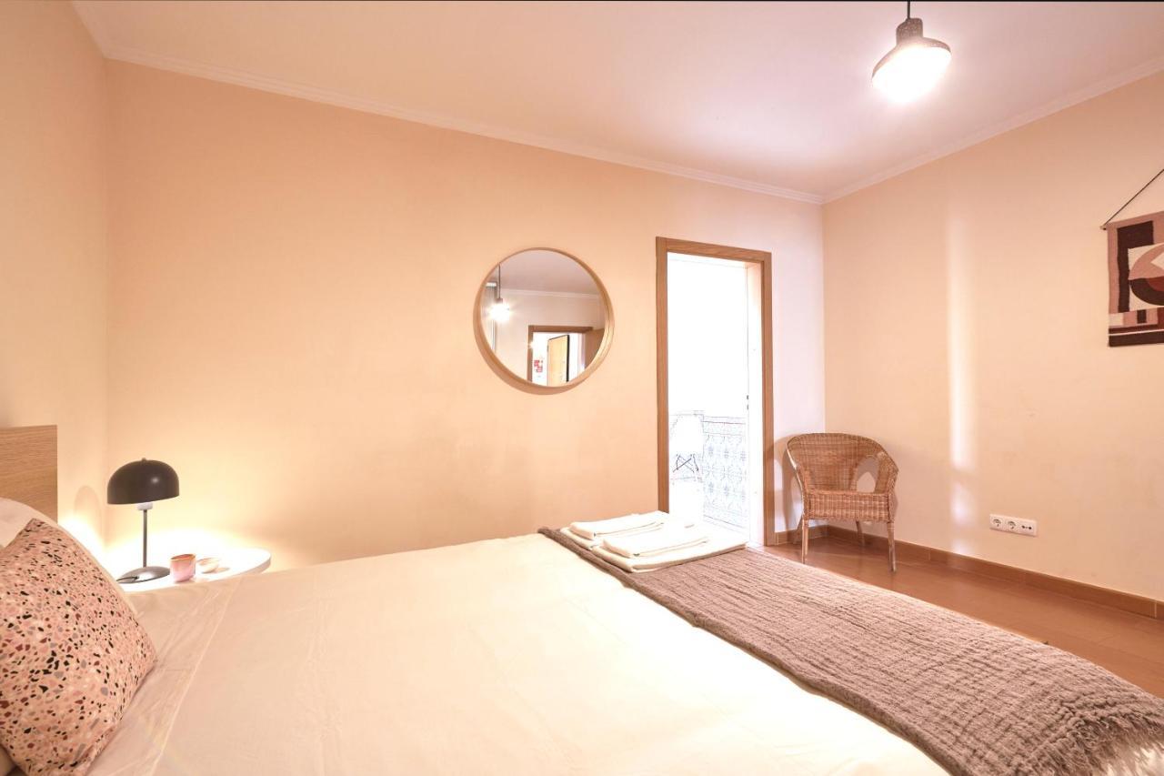 Idyllic Lisbon Apartments With Amazing Courtyard, By Timecooler Екстер'єр фото