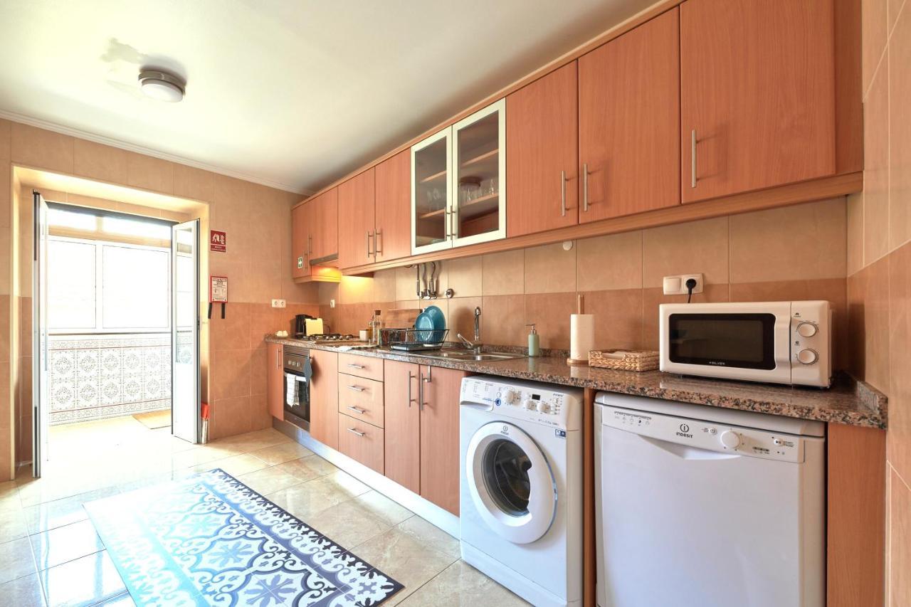 Idyllic Lisbon Apartments With Amazing Courtyard, By Timecooler Екстер'єр фото